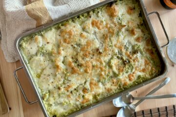 Grøn gratin med blomkål og kikærter